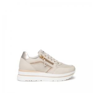 E409831D 710 MILK
